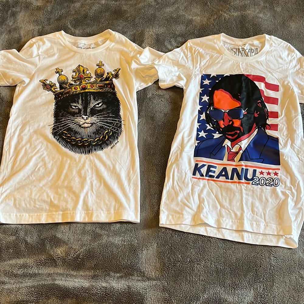 $5 for 25$ Star Cadet Graphic Tees NWOT |XS|